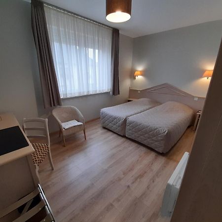 Hotel Restaurant A L'Etoile Merkwiller-Pechelbronn Zewnętrze zdjęcie