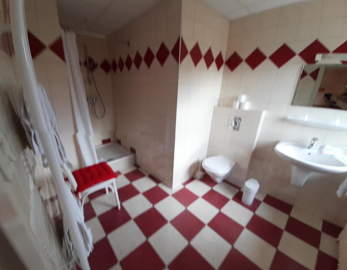 Hotel Restaurant A L'Etoile Merkwiller-Pechelbronn Zewnętrze zdjęcie