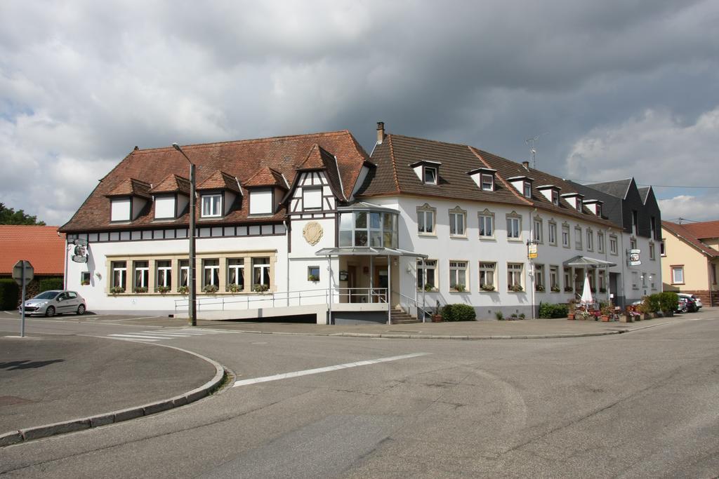 Hotel Restaurant A L'Etoile Merkwiller-Pechelbronn Zewnętrze zdjęcie
